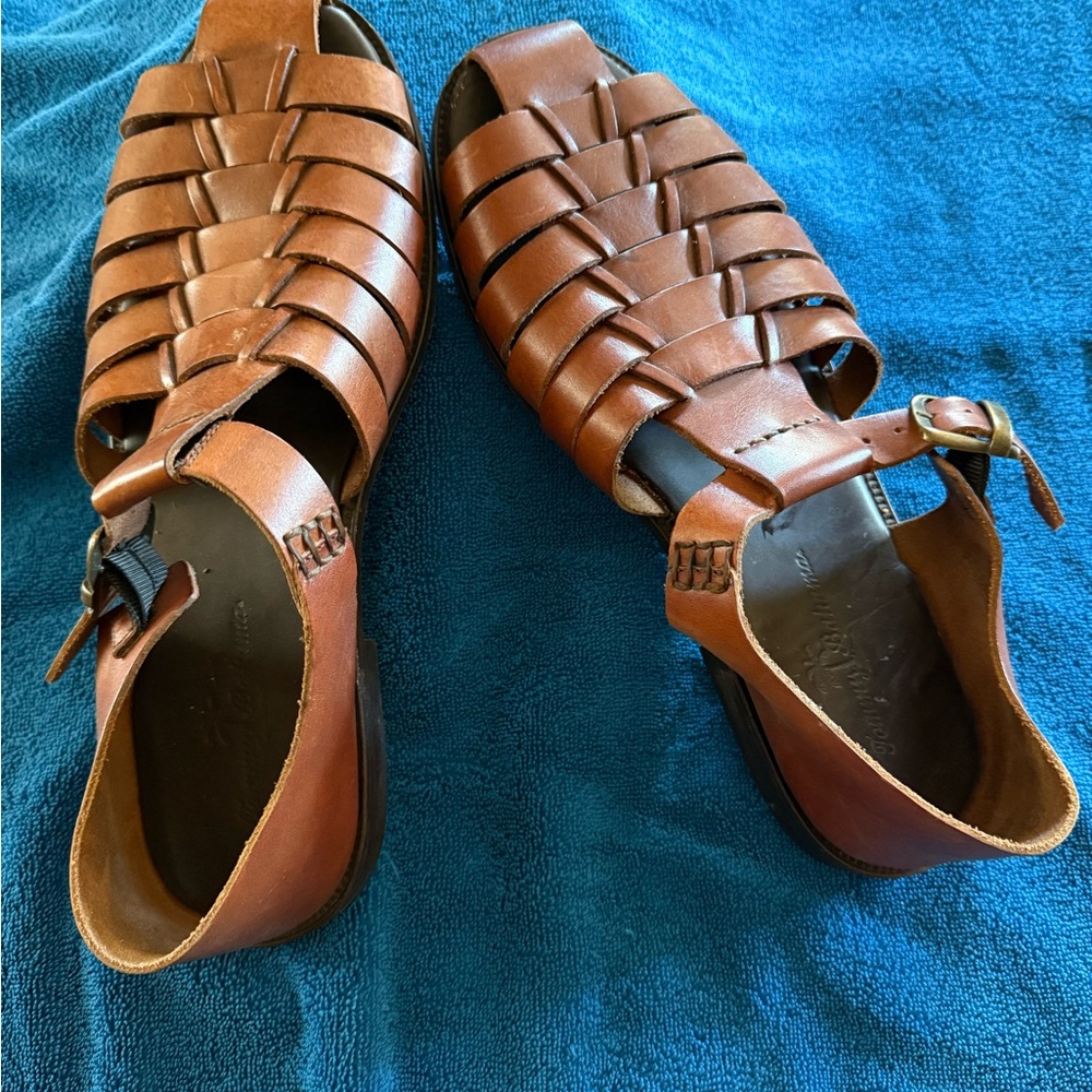 Tommy Bahama Men's Tan Leather Sandals